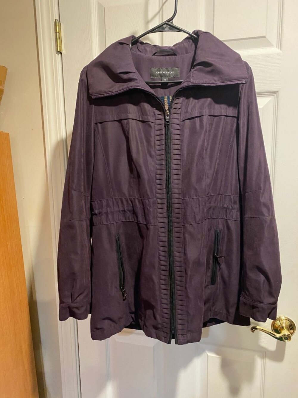 Jones New York Plum Hooded Coat – Plaid Lining – Size M – Very Good Condition